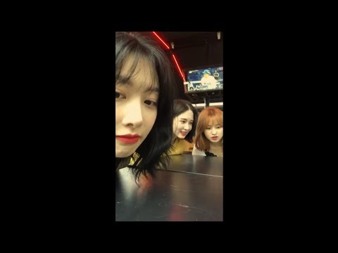 190630 DIA's Yebin - Instagram Live Video feat. Euijin, NC.A & Yoonjo