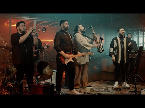 Anıl Şallıel & Sakiler - Arapsaçı (Official Music Video)