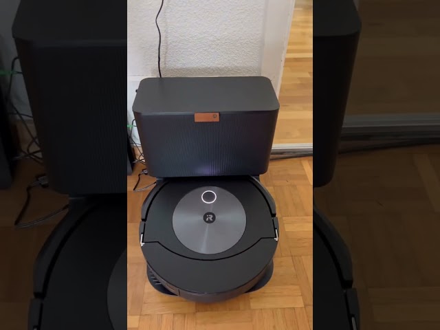 Video teaser for Review - iRobot iRobot® Roomba® Combo™ j7+ - C7558 - Andreas
