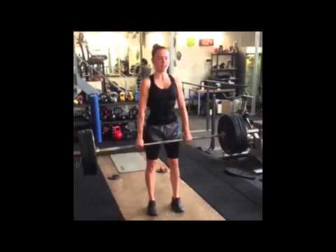 download lagu mp3 mp4 Daisy Ridley Deadlift, download lagu Daisy Ridley Deadlift gratis, unduh video klip Daisy Ridley Deadlift