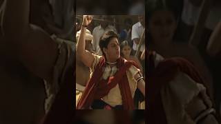 Download lagu SRK's Unseen Dance Footage: Straight From The Sets Of Asoka #shahrukhkhan #asokafilm #lehrenretro mp3