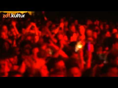 The Streets - 07 - Its Too Late (MELT! 2011)