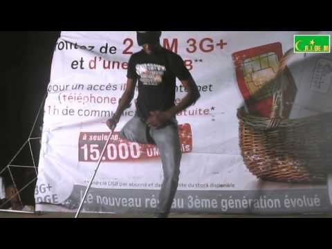 Seydou Tchiriri unijambiste en pleine démo de danse