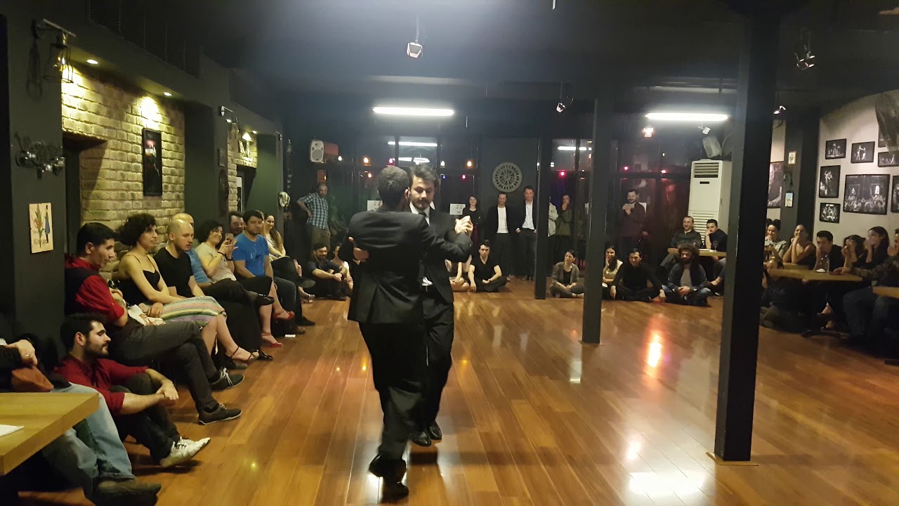 Bilal Yaşar & Serdar Arslan (Bekar Bacanaklar) at Esta