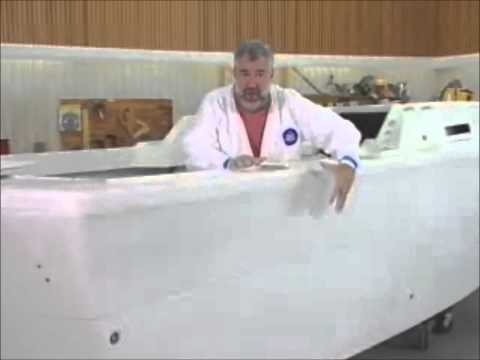 Part 1 - Interlux Non-Skid Topsides - Painting the Hull