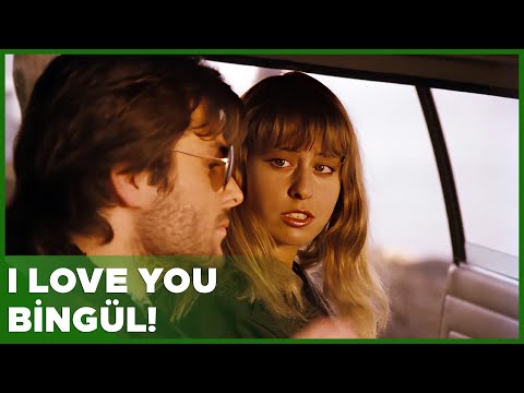 Abuk Sabuk 1 Film Türk Filmi | Bingül'e Arabada İlanıaşk!