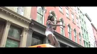 Azealia Banks - L8R (Live 2010)