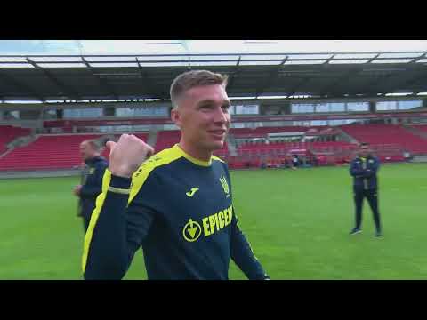 Передматчеве тренування та повернення Маліновського. Щоденники збірної