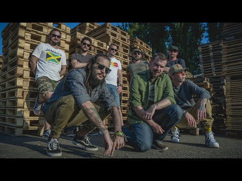 AfroDZAQM- Csak úgy szólok