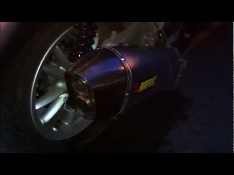 comment monter pot akrapovic z750