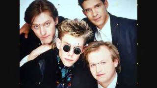 Level 42 - Heathrow -  BBC Live In Concert 1985 Hammersmith.