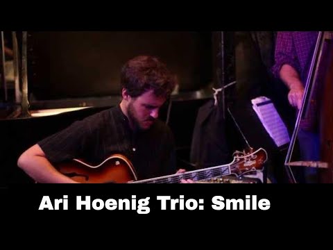 Ari Hoenig Trio: Smile