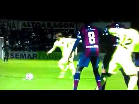 Golazo de Ivan Rakitic - Barcelona vs Huesca - 03/12/14