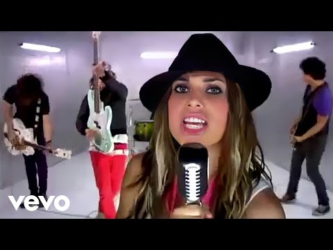 Nikki Clan - Nikki Clan - Las Curvas De Esa Chica (Official Music Video)