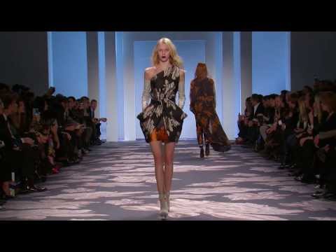 Vera Wang Fall Winter 2013 Ready-to-Wear Runway Show | NYFW