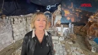 Natale 2025: alla scuola De Cupis di Roma il presepe fatto con materiali di riciclo