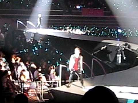 110910 SHINee World Singapore - Ready or Not