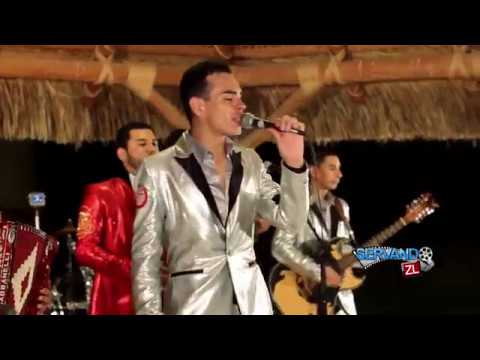 Grupo Codiciado - El Junior- Ft. Grupo Fernandez (En Vivo)
