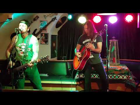 Warwick & Johnson - Born too Loose @Jonny's Lion Cave 22.09 2018