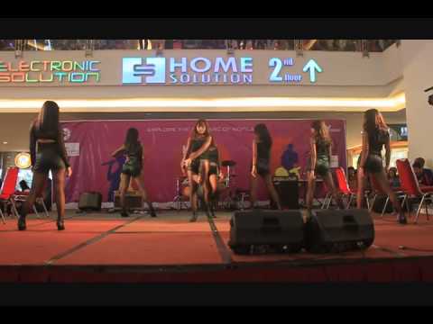 AOA - Confused + Miniskirt Dance Cover by AURORA