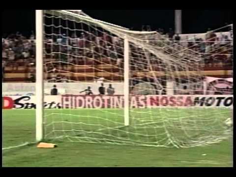 Gols - Atacante Wanderley