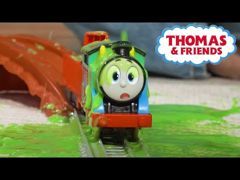 Thomas and the Color Race! | Watch Out Thomas