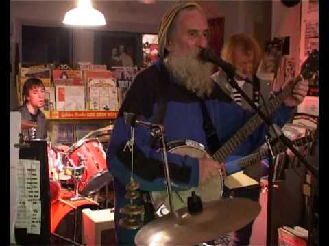 Wolfman Stuey - Comin Kiwi Way (Rugby World Cup 2011 local Anthem)