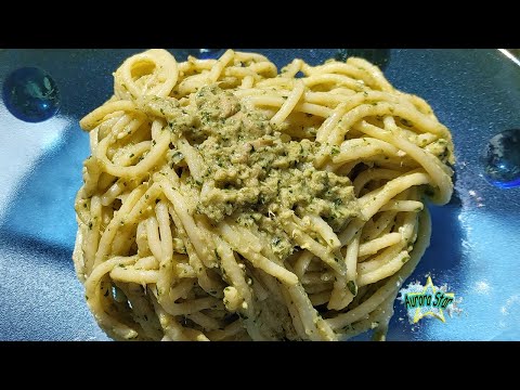 Ricetta: spaghetti con pesto alla genovese e tonno