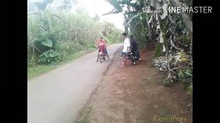 Download lagu drag bike Versi musik reggae ska sawangen mp3 Download lagu drag bike Versi musik reggae ska sawangen mp3