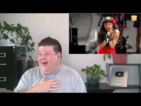 Voice Teacher Reacts to Mon Laferte - Tormento