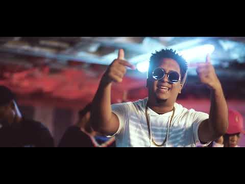 5. Lizzy Parra - El Team Del King Ft Spiritual Bless, Tres16 (Beat By Lumipa)