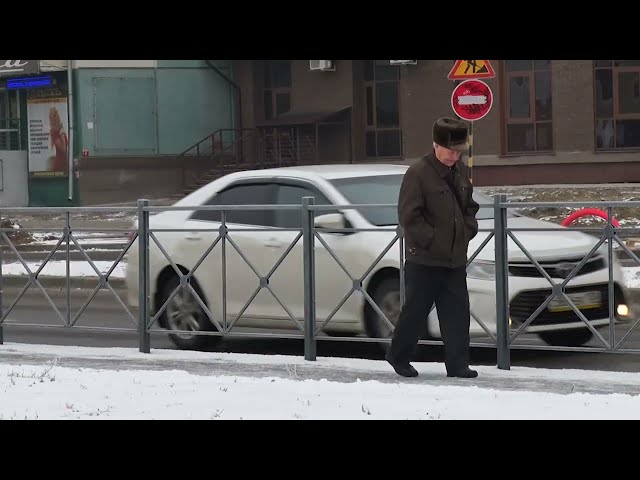 Иркутскую область чистят от снега
