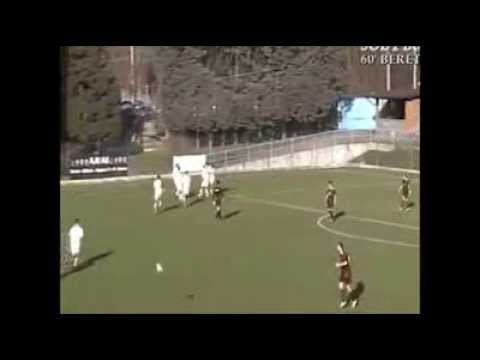 Il gol di tacco del “Cobra” Beretta