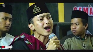 Download lagu Gus Azmi - Robbi Kholaq Thoha Minnur - Syubbanul Muslimin mp3