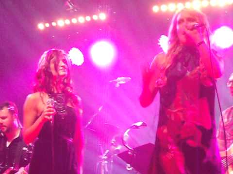 double trouble  @ 10 jaar q ! buttons