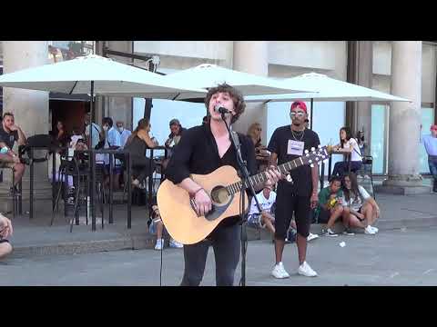 MILANO PIAZZA DEL DUOMO, 23 AGOSTO 2021 - ISMAIL DA PALERMO -