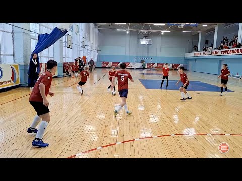 В честь Героев. В Ревде в турнире по мини-футболу сразились команды Дегтярска, Екатеринбурга и Ревды