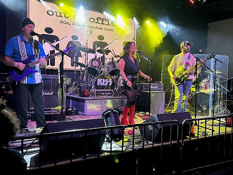 "Talk On The Street" - Out Of Office - Putnam Place, Saratoga NY - 12/22/23