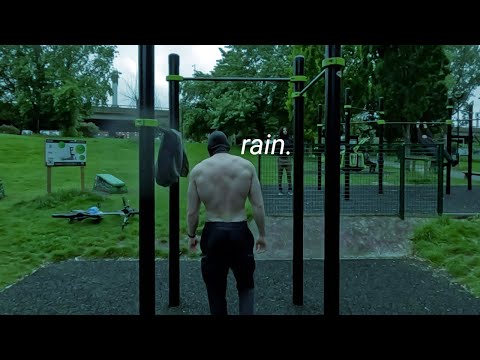it's 7pm, rain, do 250 pull ups with me..