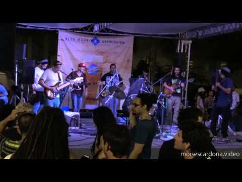 [4K] Noche En El Paraiso - Musica - Gomba Jahbari - 3 de julio de 2015