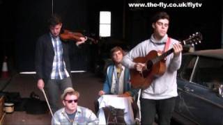 In The Courtyard:Noah &amp; The Whale &#39;2 Atoms In A Molecule&#39;