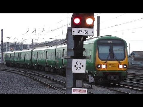 Irish Rail 29000 Class DMU Train number 29405 - Connolly Station, Dublin