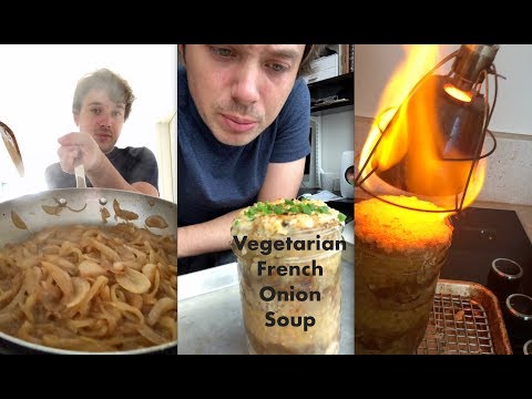 Vegetarian French Onion Soup (vertical video) // Frankie Cooks