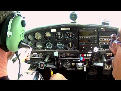 Airmanship / Short field landing "unintentional test" - POV - Flying