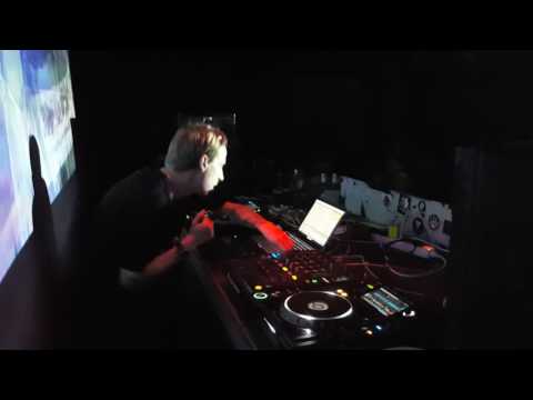 Ten Walls live - Sfinks700