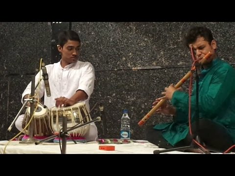 Raag: Yaaman Part: 1 Tabla: Shubhabrata Saha Flute: Subrata Gogoi
