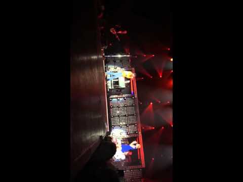 Playing With Fire | Thomas Rhett + Danielle Bradbery 10/31/15