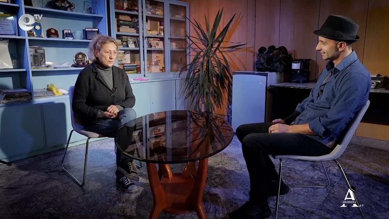 Нешка Робева