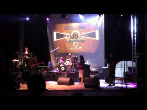 Roots defender band intro - Ludovico Van 13/07/12