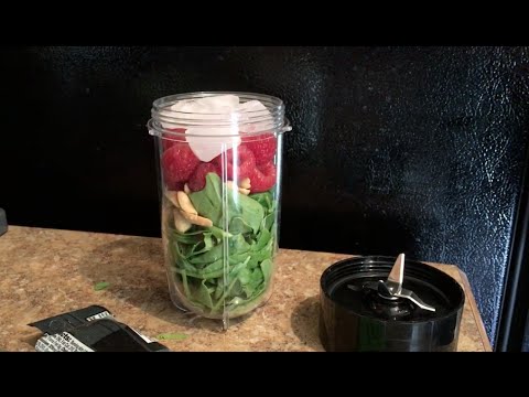 download lagu mp3 mp4 Spinach And Raspberry Smoothie, download lagu Spinach And Raspberry Smoothie gratis, unduh video klip Spinach And Raspberry Smoothie
